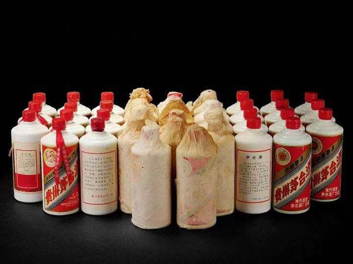 喀喇沁日照岚山回收酒价格哪里回收(附近上门回收茅台酒）?